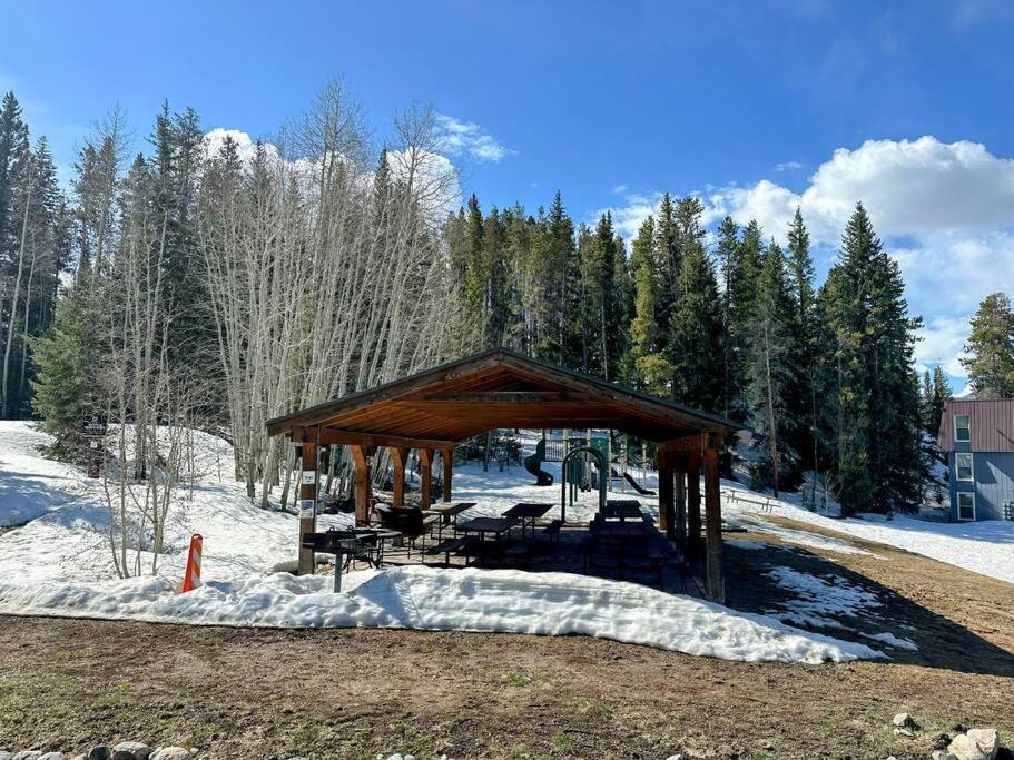 Winter Haus, Winter Park 2 Bedrooms Corner Unit W Outdoor Patio Walking Distance To The Center Of Town Exteriör bild