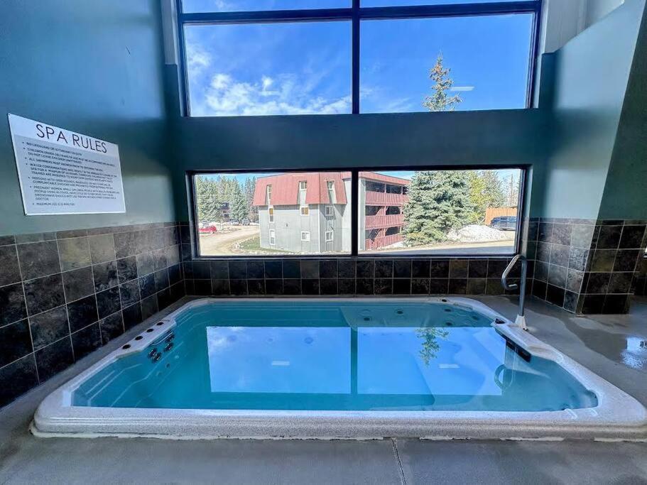 Winter Haus, Winter Park 2 Bedrooms Corner Unit W Outdoor Patio Walking Distance To The Center Of Town Exteriör bild