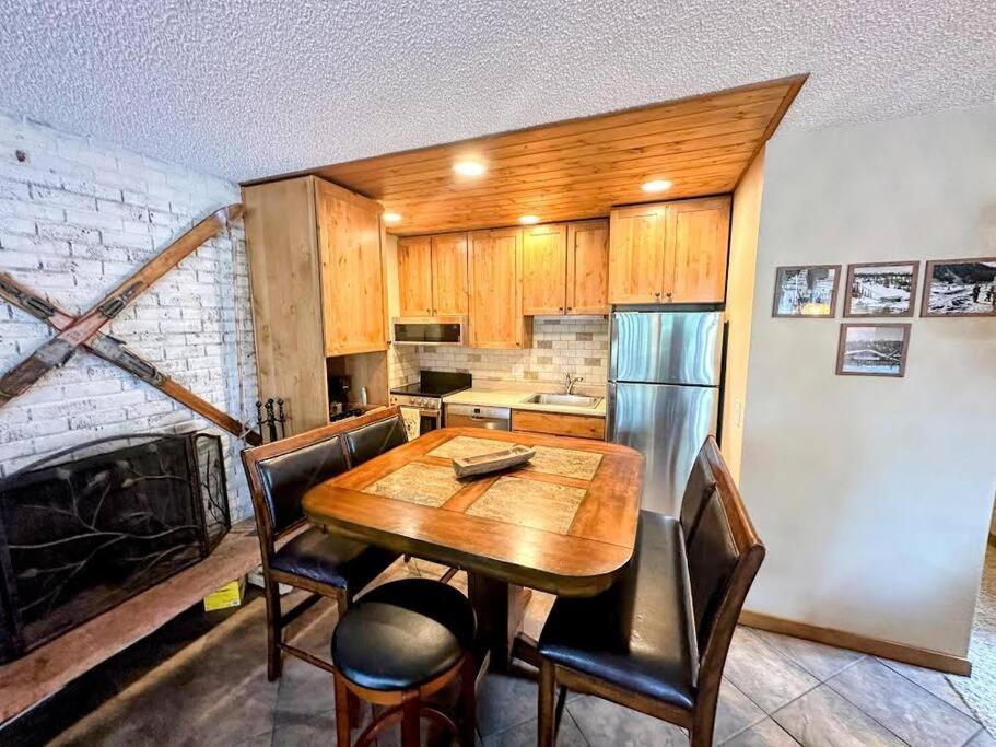 Winter Haus, Winter Park 2 Bedrooms Corner Unit W Outdoor Patio Walking Distance To The Center Of Town Exteriör bild